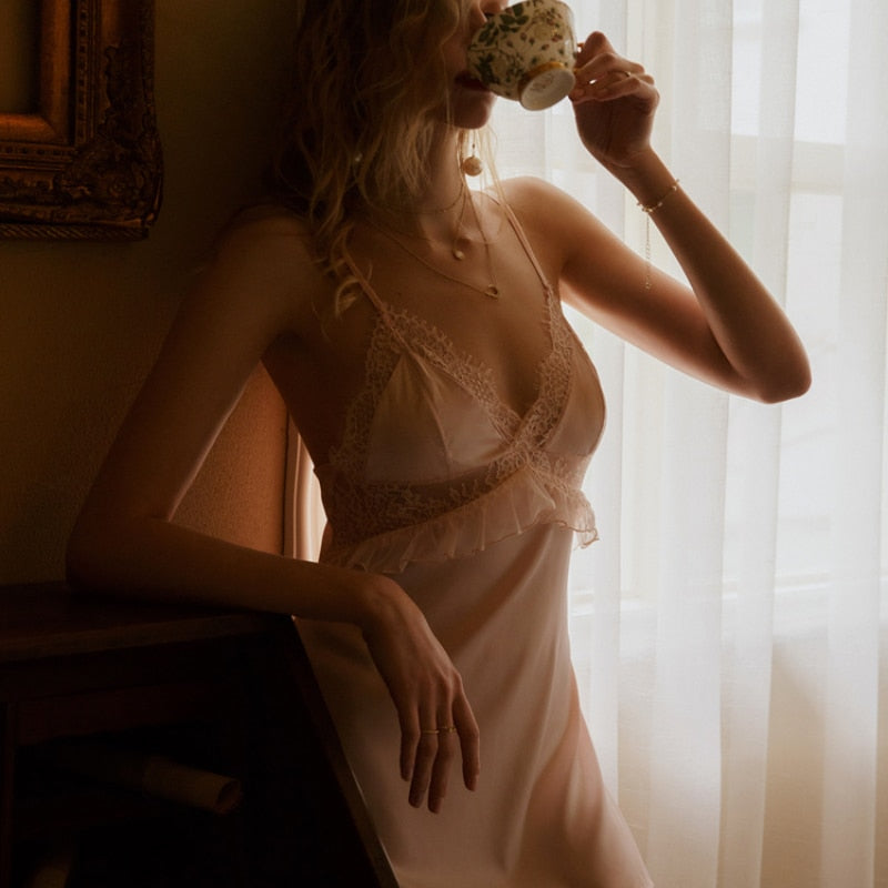 Petras seidiges Nachthemd