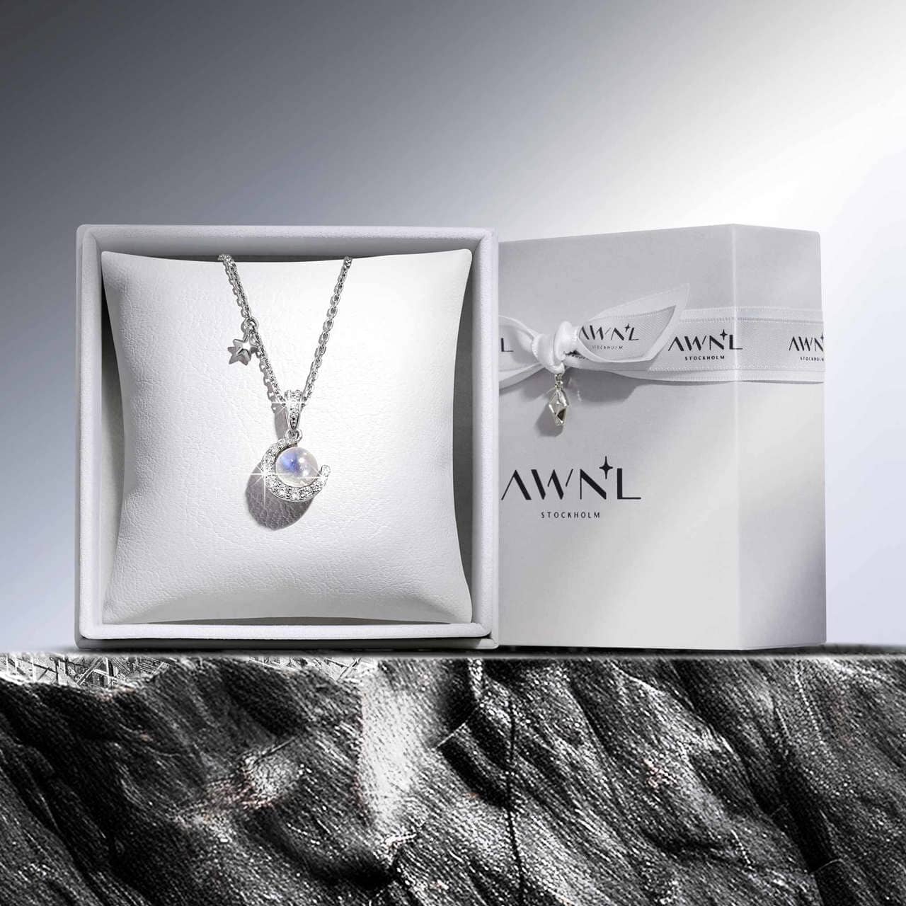 Selene Necklace Blue Moonstone