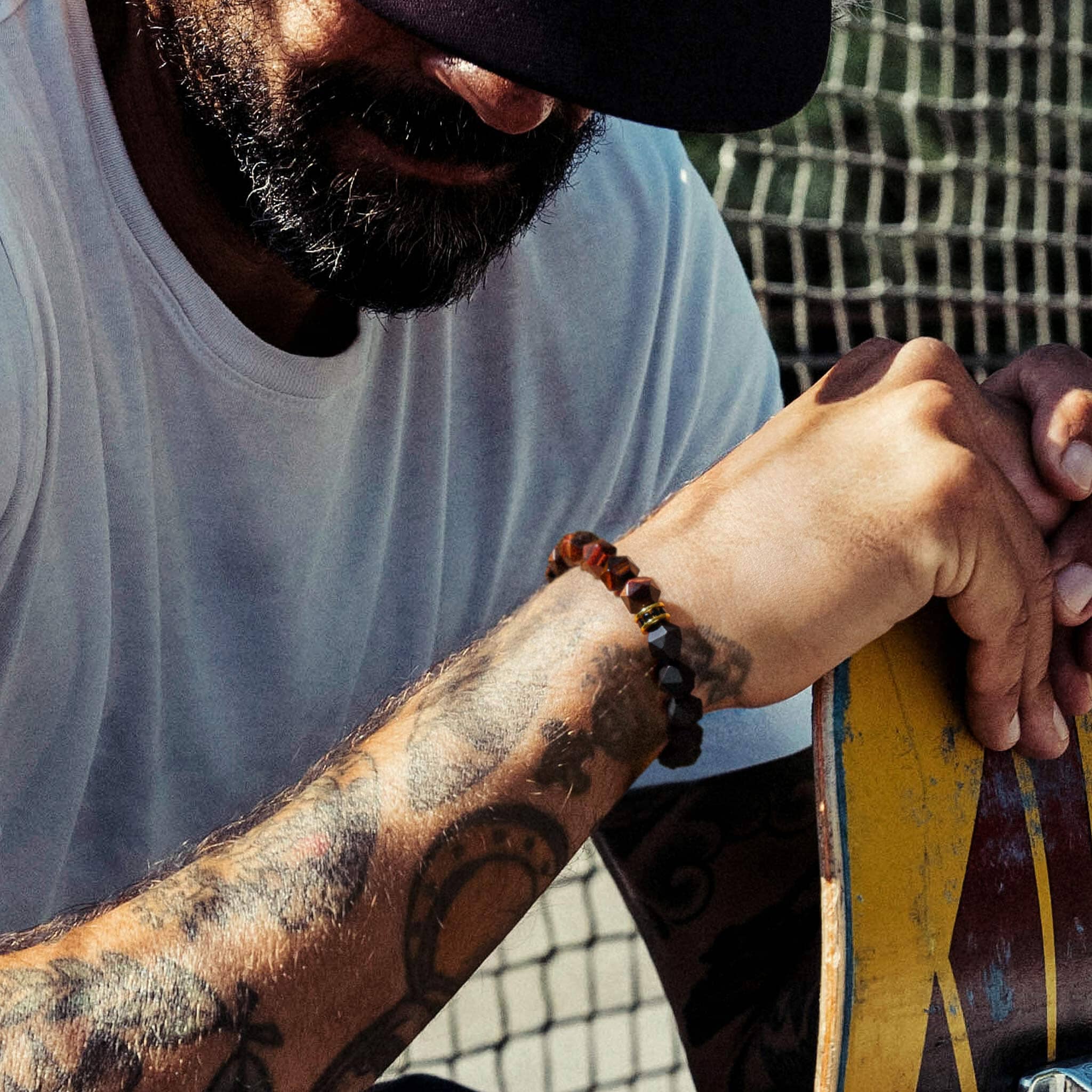 Roaring Tiger Bracelet Onyx & Red Tiger Eye